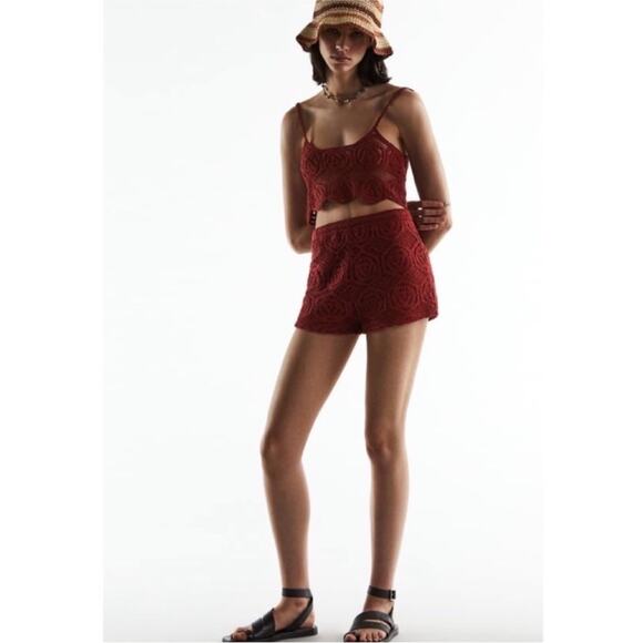 Zara Burgundy Maroon Crochet High Rise Shorts NWT LARGE Summer Elastic Pull On - Picture 3 of 14
